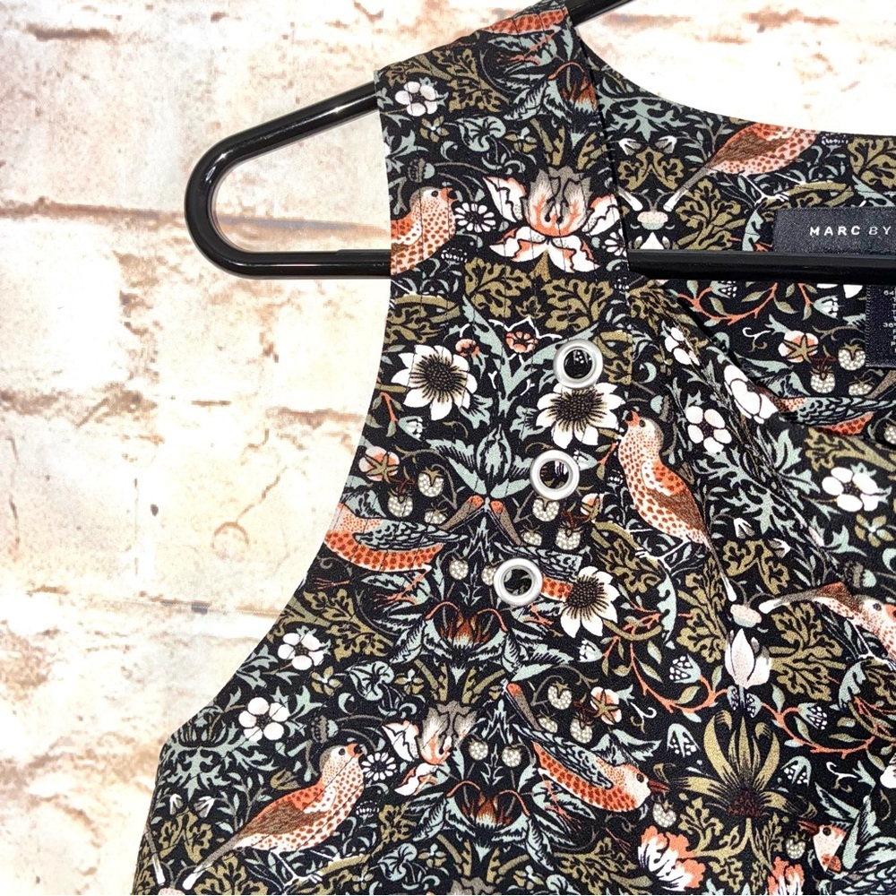 Marc Jacobs Strawberry Thief Bird Black Olive Print Sleeveless Tie Front Size Sm - Picture 2 of 7